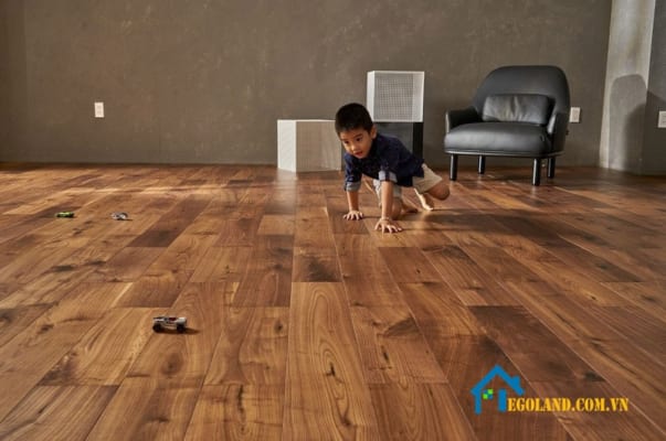 Sàn gỗ Engineer hiện nay đang được bán