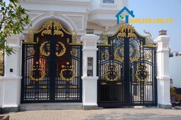 Kích thước của cổng nhà cũng là yếu tố quan trọng giúp yếu tố thẩm mỹ của căn nhà bị ảnh hưởng