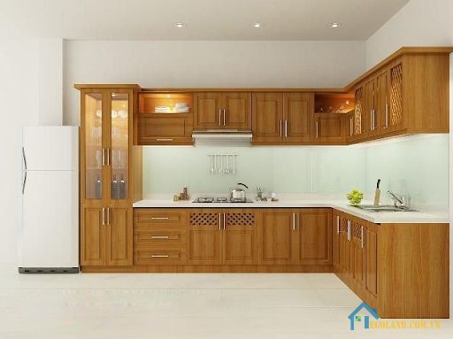 Tủ bếp làm bằng gỗ tự nhiên được thiết kế với rất nhiều kiểu dáng, kích thước và phong cách khác nhau